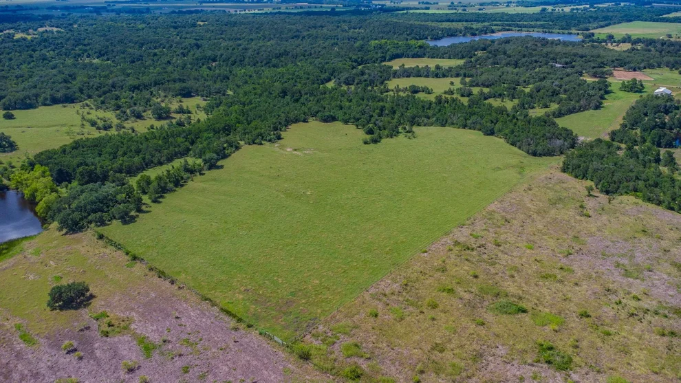 Unit for sale at 622 Private Road 4053, Buckholts, TX 76518