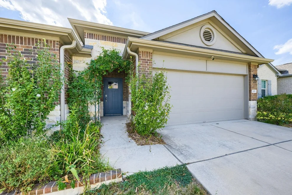 Unit for sale at 109 Moravia RD, Georgetown, TX 78626