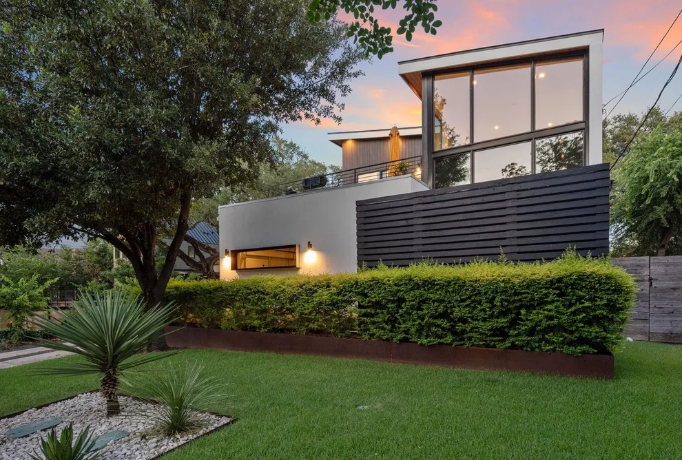 Unit for sale at 1605 Chelsea LN, Austin, TX 78704