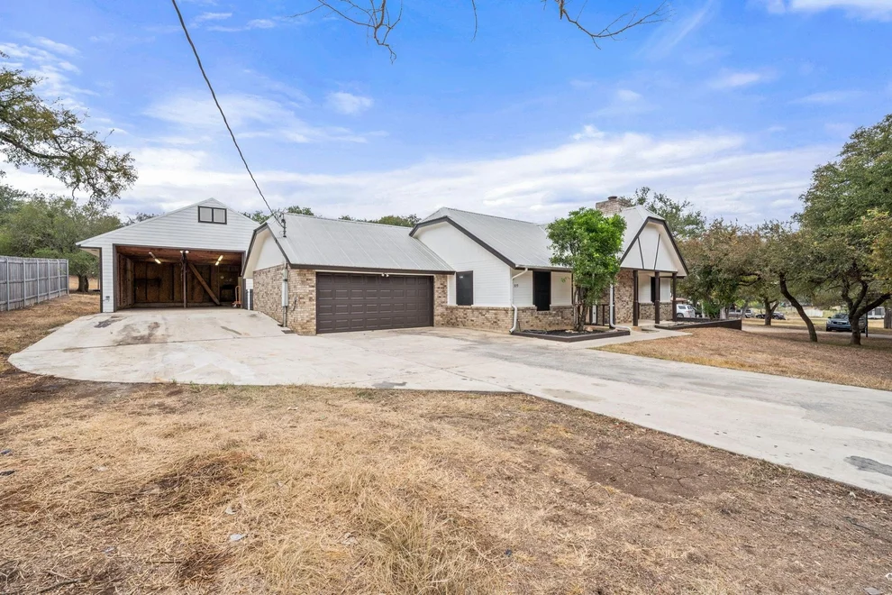 Unit for sale at 309 Lazy LN, San Marcos, TX 78666