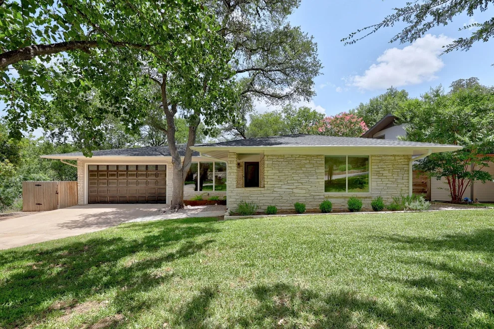 Unit for sale at 3518 Lakeland DR, Austin, TX 78731