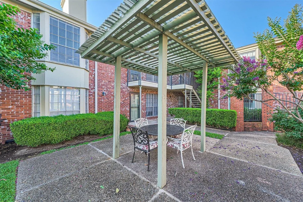Unit for sale at 7920 Rockwood LN, Austin, TX 78757