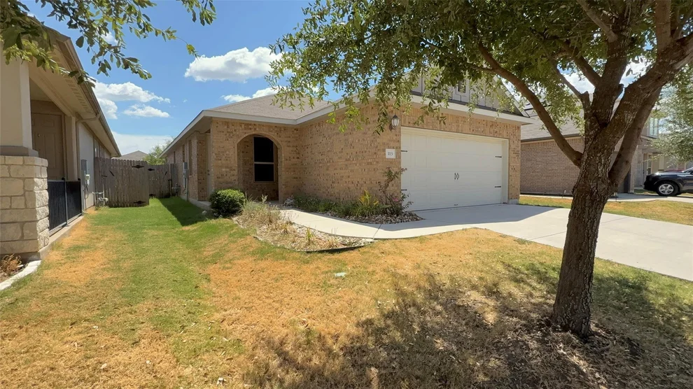 Unit for sale at 113 Mountain Valley ST, Georgetown, TX 78628