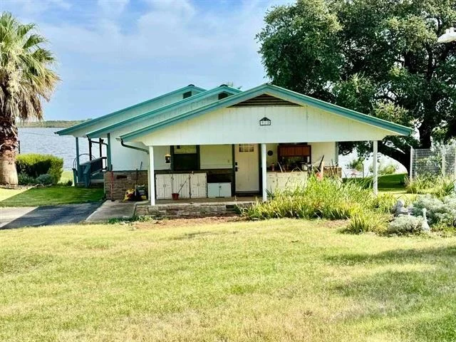 Unit for sale at 912 Cozy LN, Tow, TX 78672