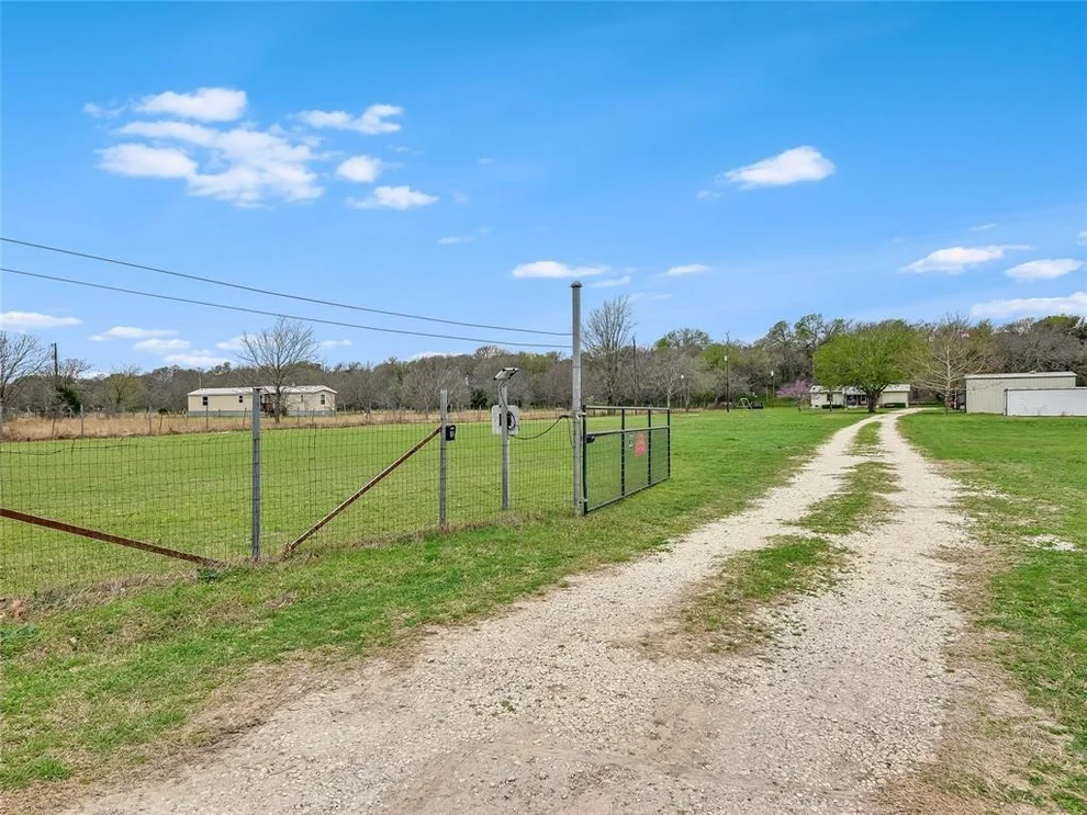 Unit for sale at 148 River RD, Liberty Hill, TX 78642