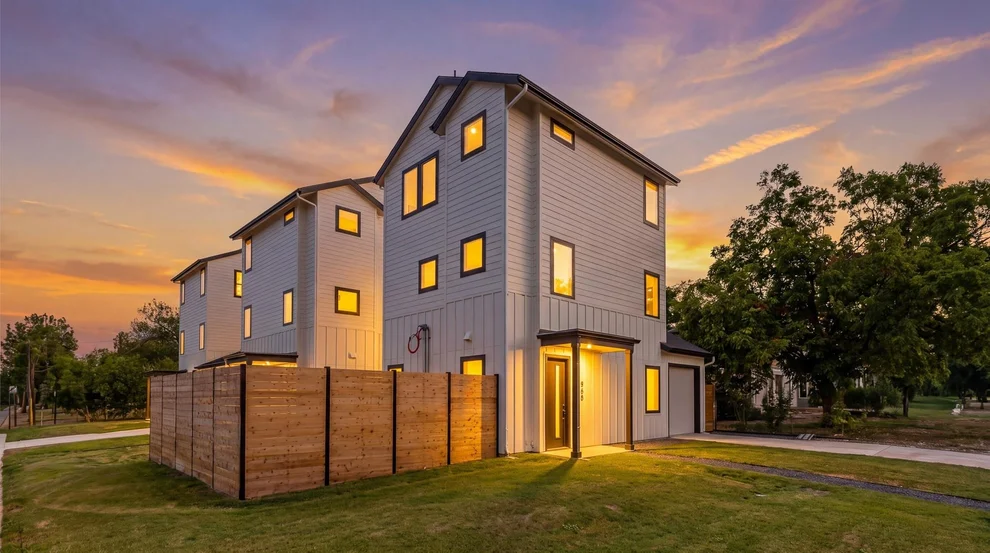 Unit for sale at 943 E 52nd ST, Austin, TX 78751