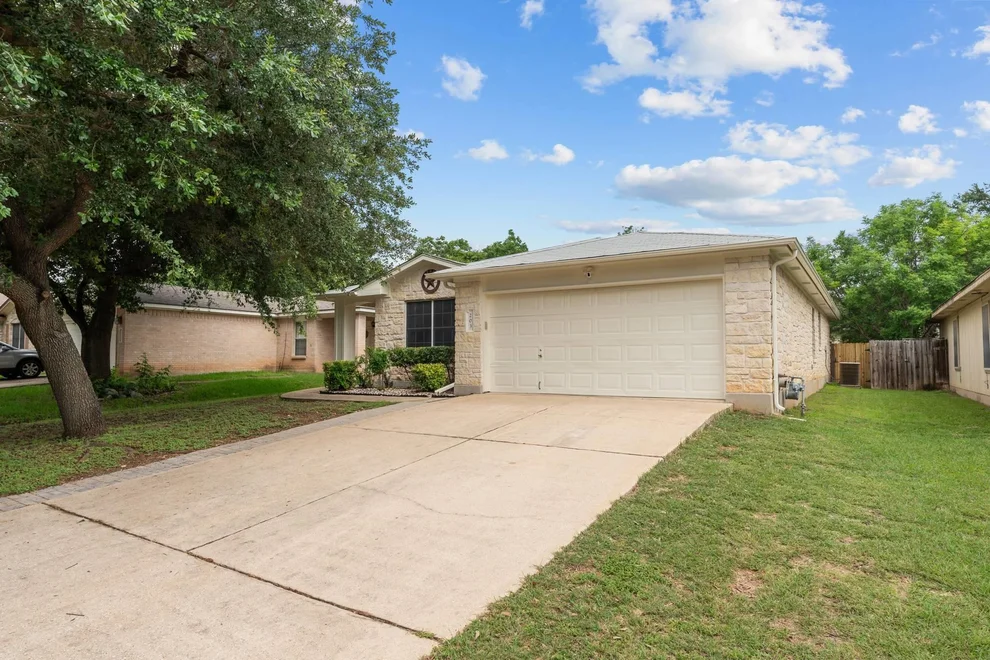 Unit for sale at 203 Presidio DR, Leander, TX 78641