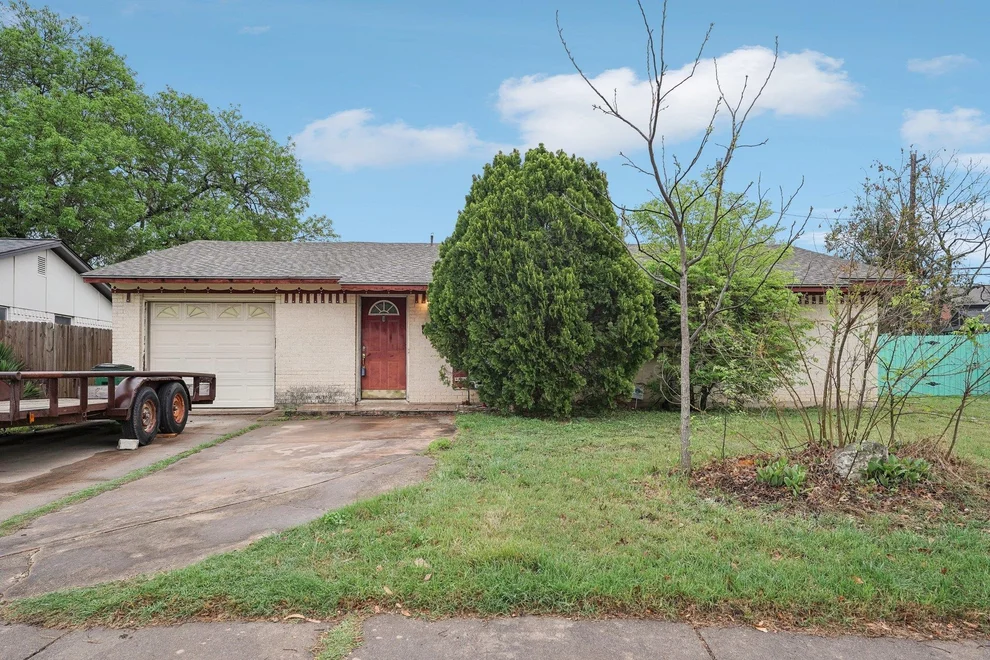 Unit for sale at 8503 Stillwood LN, Austin, TX 78757