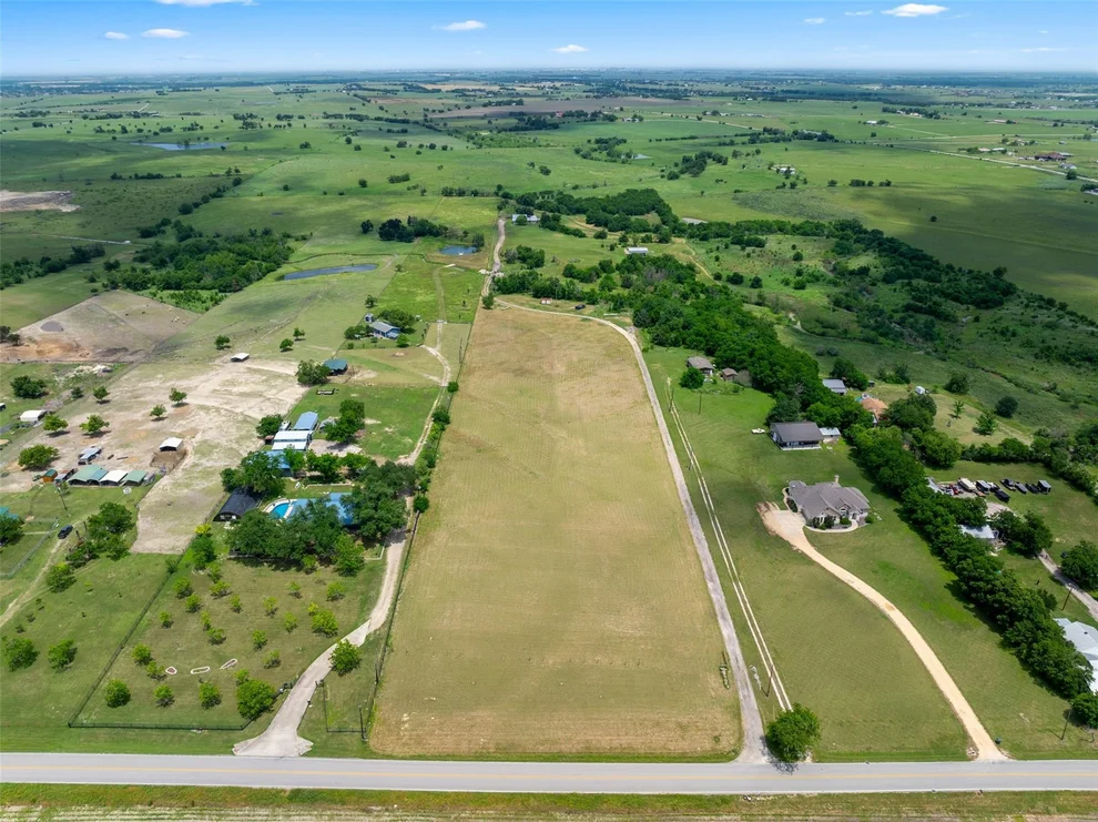 Unit for sale at 8808 Cele RD, Manor, TX 78653