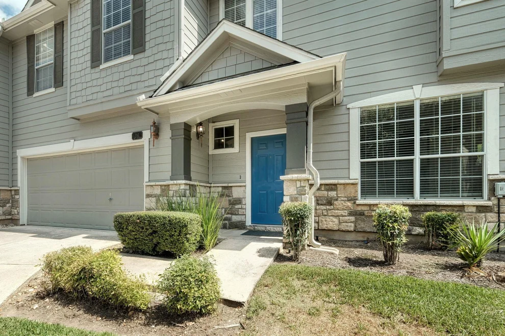 Unit for sale at 8518 Cahill DR, Austin, TX 78729
