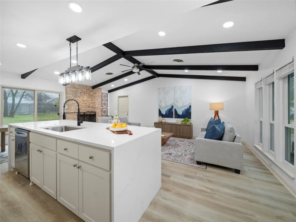 Unit for sale at 8104 Parkdale DR, Austin, TX 78757