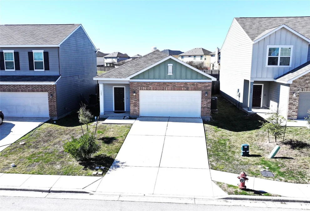 Unit for sale at 125 Woodpecker RUN, Jarrell, TX 76537