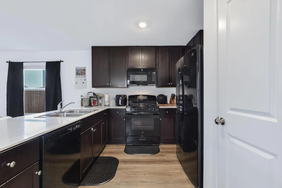 Unit for sale at 39 Trinity CIR, Lockhart, TX 78644