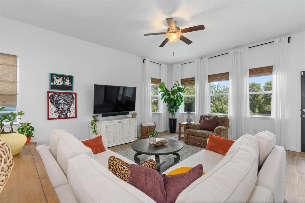 Unit for sale at 9905 Dalliance LN, Manor, TX 78653