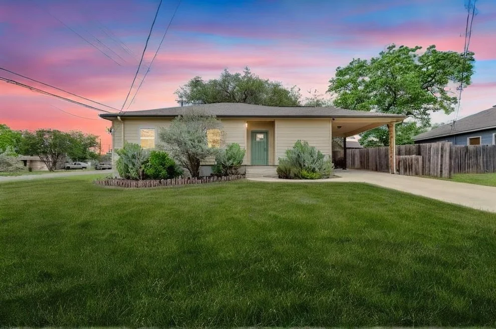 Unit for sale at 607 5th ST, Marble Falls, TX 78654