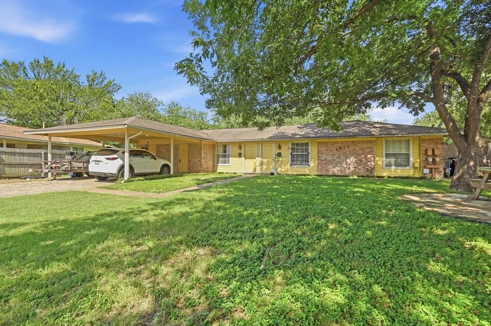 Unit for sale at 4912 Suburban DR, Austin, TX 78745