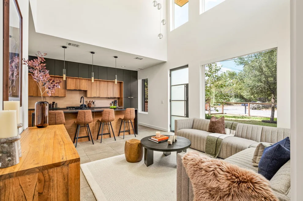 Unit for sale at 605 Brentwood ST, Austin, TX 78752