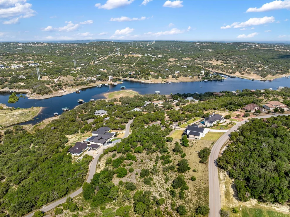 Unit for sale at 2804 Lakehurst RD, Spicewood, TX 78669