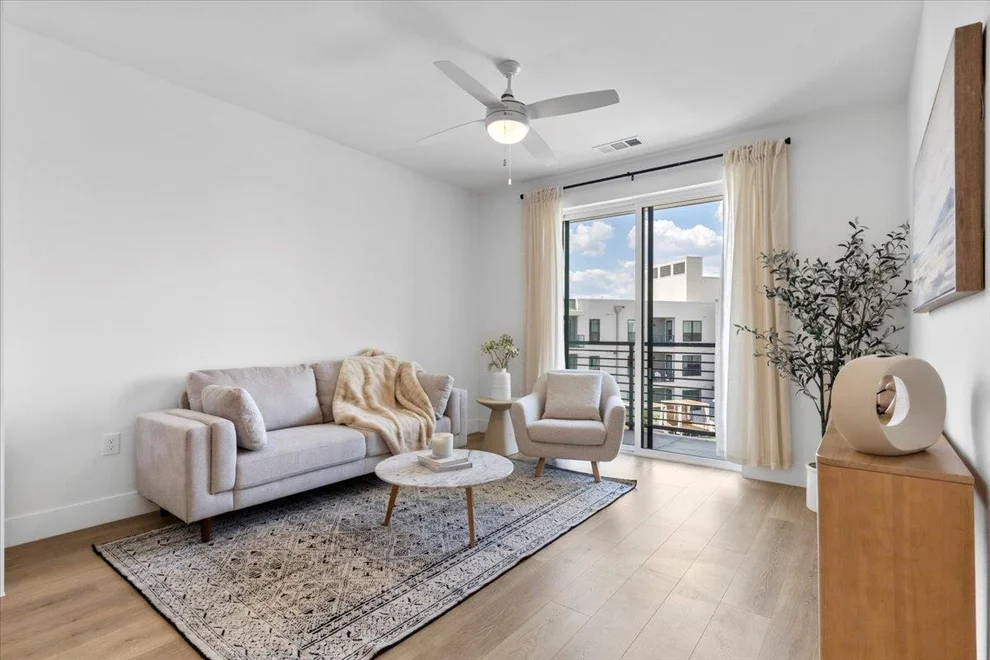 Unit for sale at 1701 Simond Ave, Austin, TX 78723