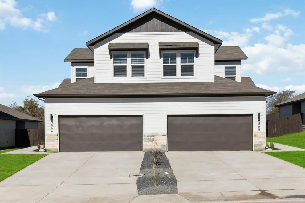 Unit for sale at 162 Gunner RD, Buda, TX 78610