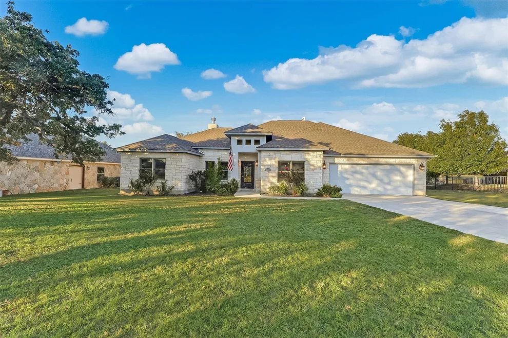 Unit for sale at 216 Enclave DR, Kingsland, TX 78639
