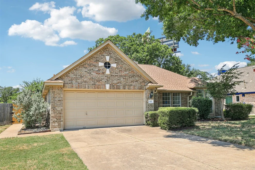 Unit for sale at 303 N Kings Canyon DR, Cedar Park, TX 78613