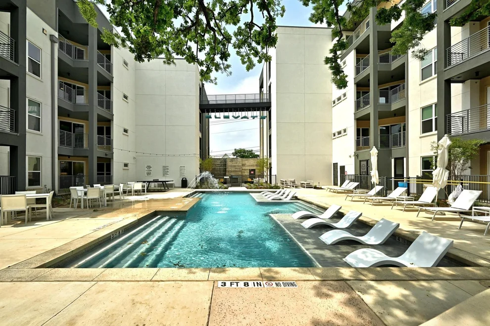 Unit for sale at 4801 Springdale DR, Austin, TX 78723