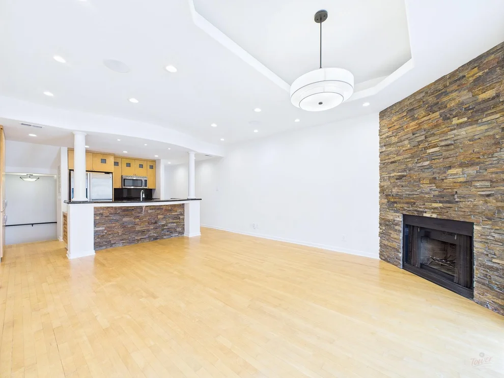 Unit for sale at 1501 Barton Springs RD, Austin, TX 78704