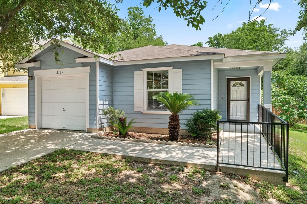Unit for sale at 2125 Nogales TRL, Austin, TX 78744