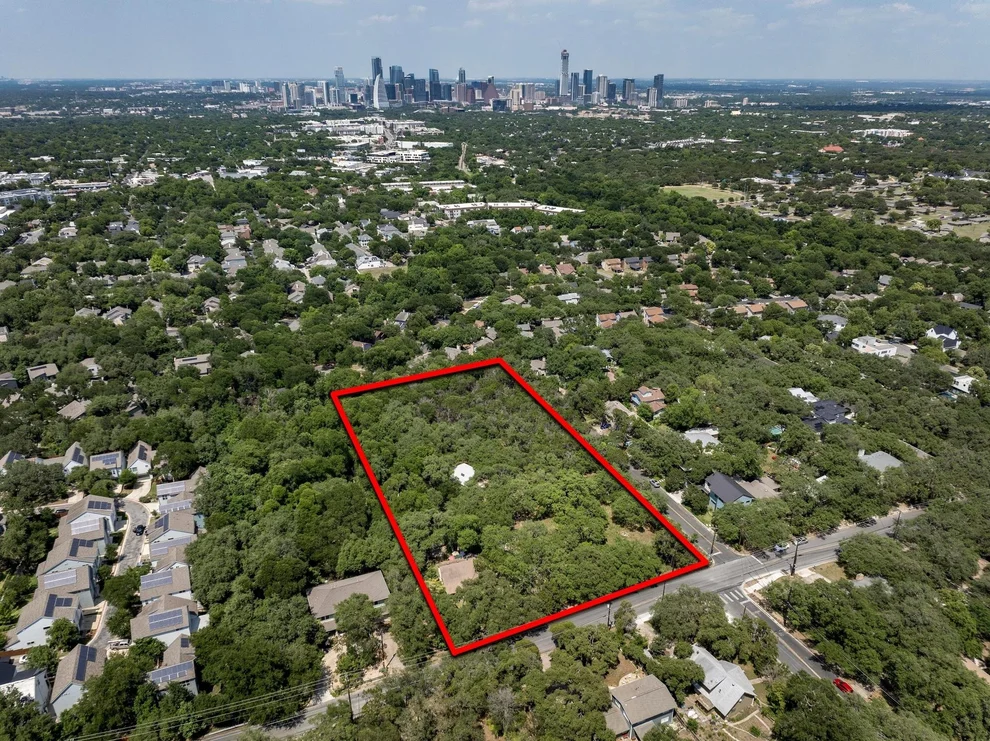 Unit for sale at 1700/1704 Lightsey RD, Austin, TX 78704