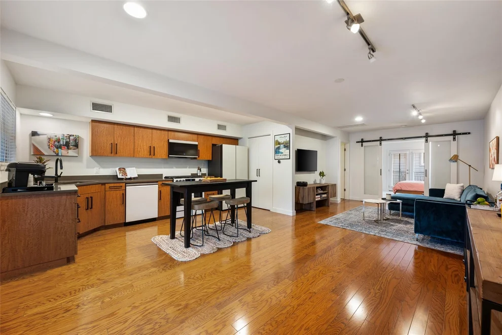 Unit for sale at 1115 10th ST, Austin, TX 78703