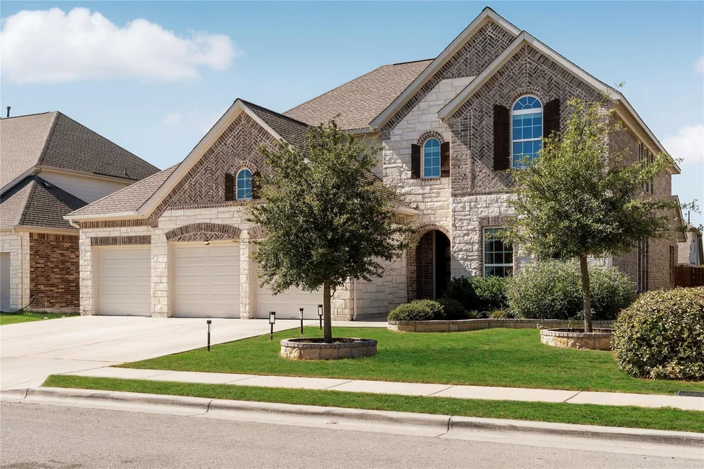 Unit for sale at 5605 Fresno Ave, Pflugerville, TX 78660