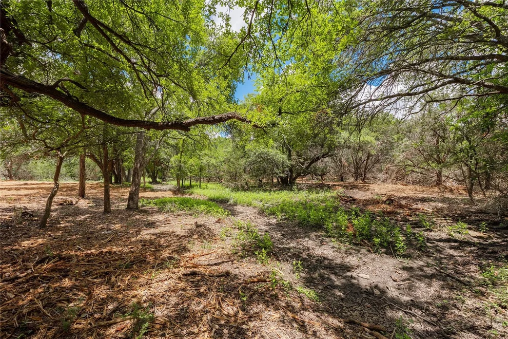 Unit for sale at 250 E Ridgewood RD, Georgetown, TX 78633
