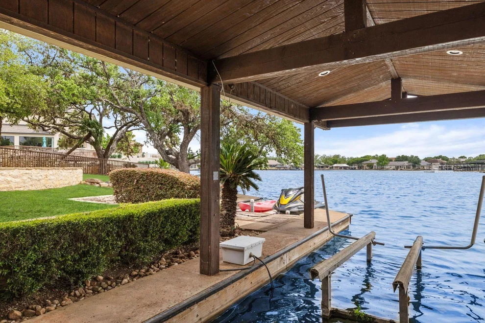 Unit for sale at 113 Wennmohs PL, Horseshoe Bay, TX 78657