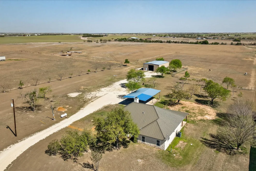 Unit for sale at 13639 Abrahamson RD, Manor, TX 78653