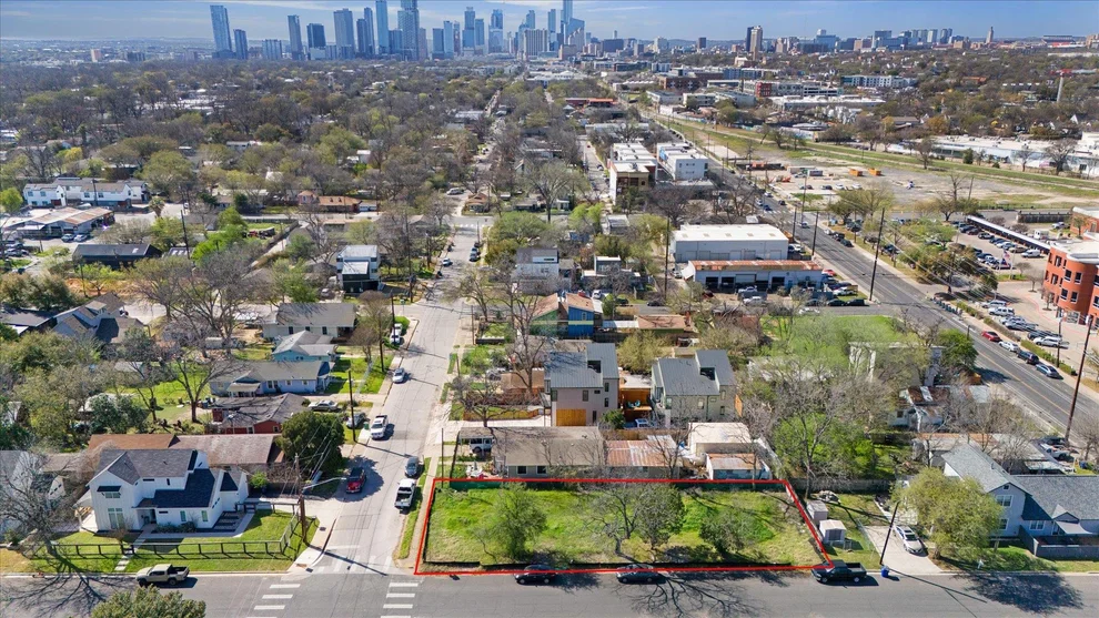 Unit for sale at 2910 E 4th ST, Austin, TX 78702