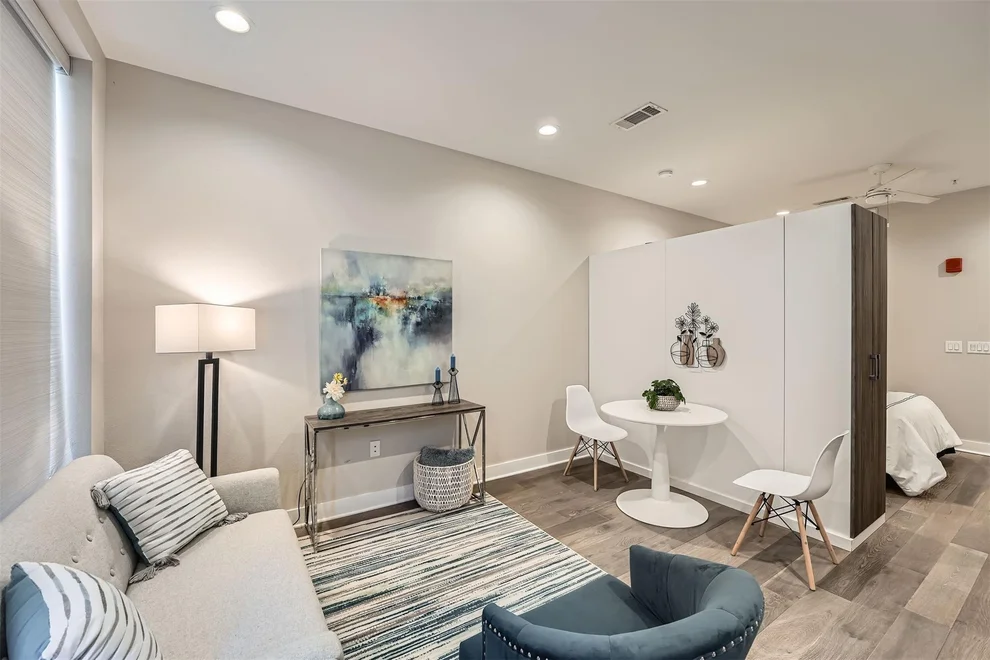 Unit for sale at 1800 E 4th ST, Austin, TX 78702