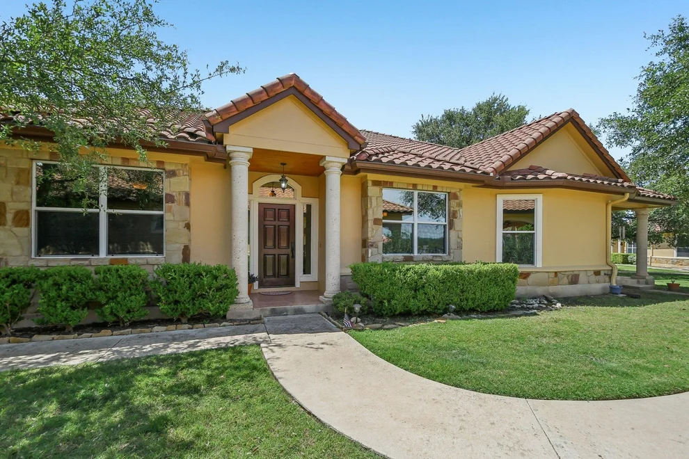 Unit for sale at 2004 American DR, Lago Vista, TX 78645