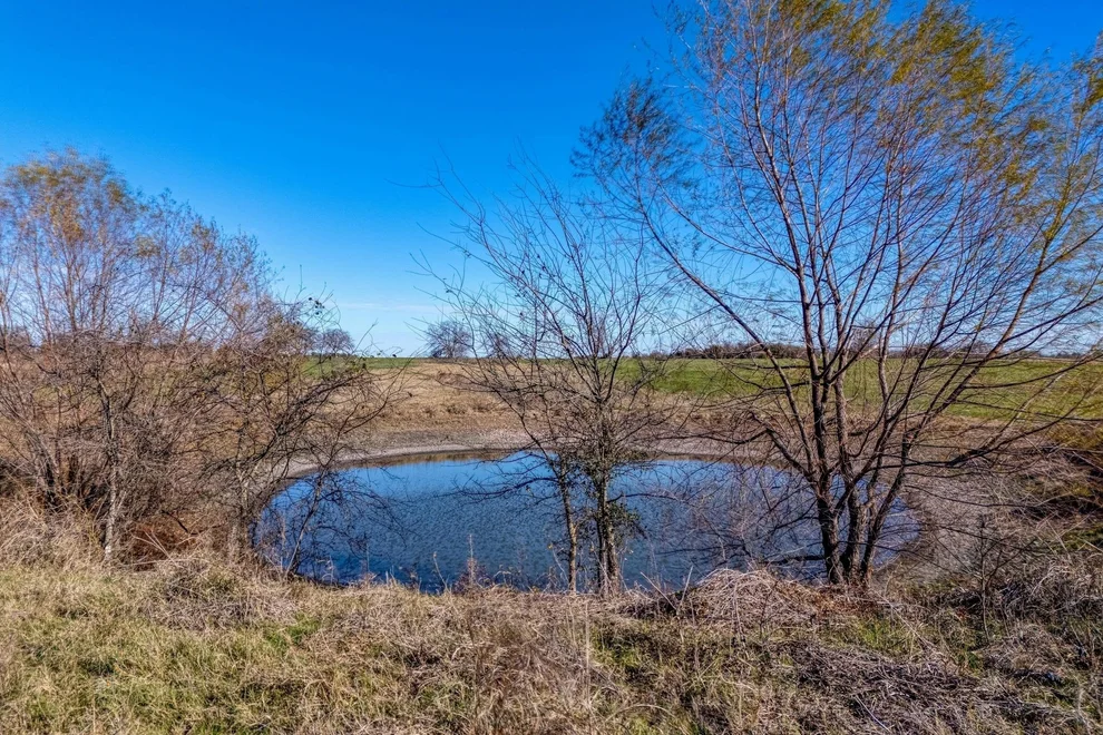 Unit for sale at 18502 FM 2268, Holland, TX 76534