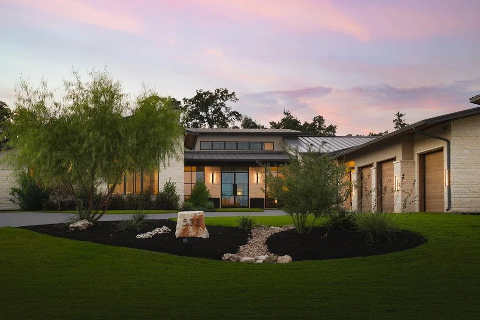 Unit for sale at 533 Delayne DR, Austin, TX 78737