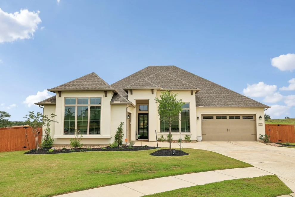 Unit for sale at 130 Firethorn LOOP, Bastrop, TX 78602