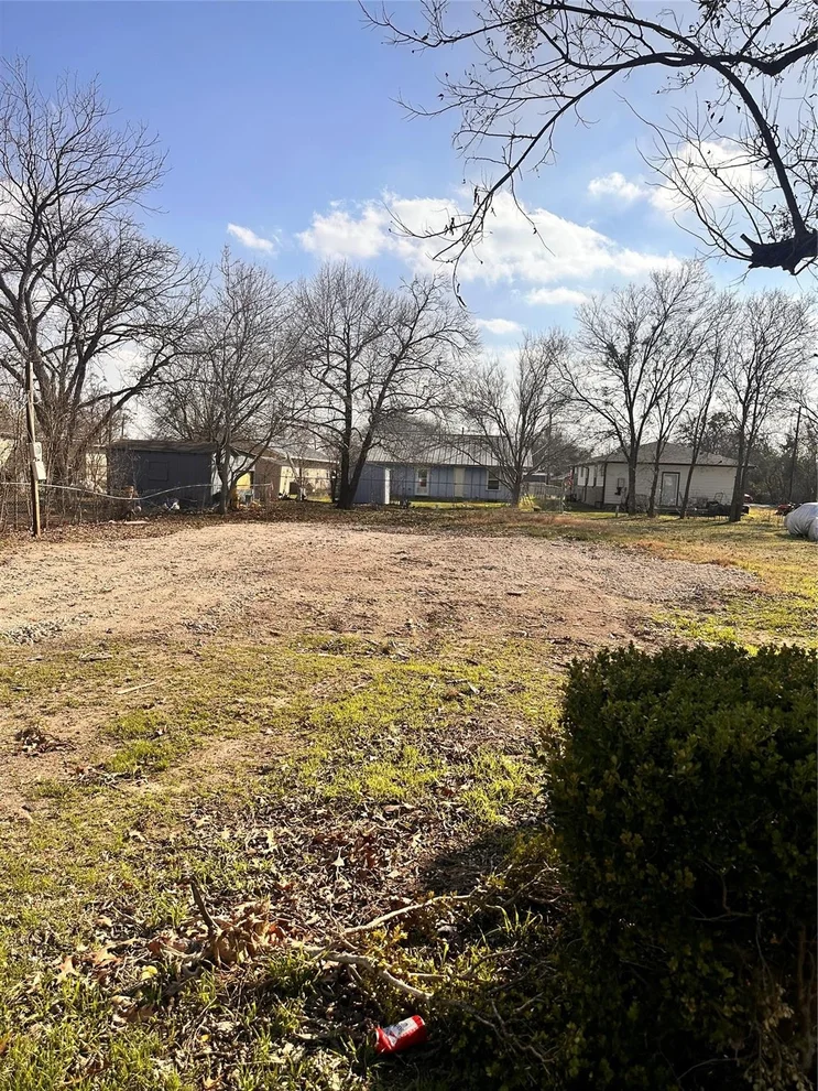 Unit for sale at 306 W Eggleston ST, Manor, TX 78653