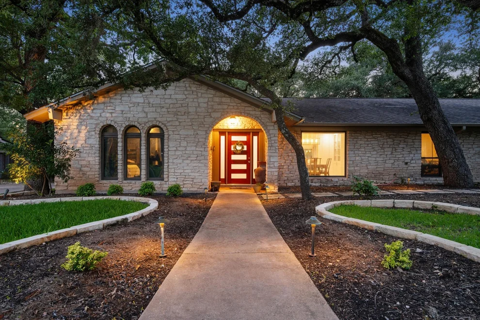 Unit for sale at 10706 Spicewood Club DR, Austin, TX 78750