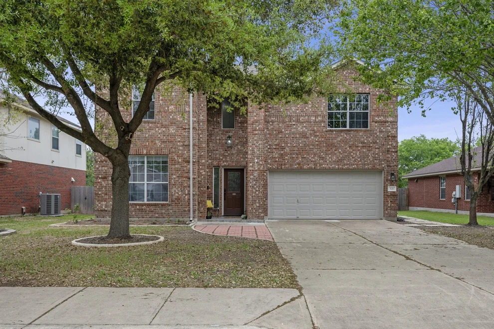 Unit for sale at 121 Gainer DR, Hutto, TX 78634