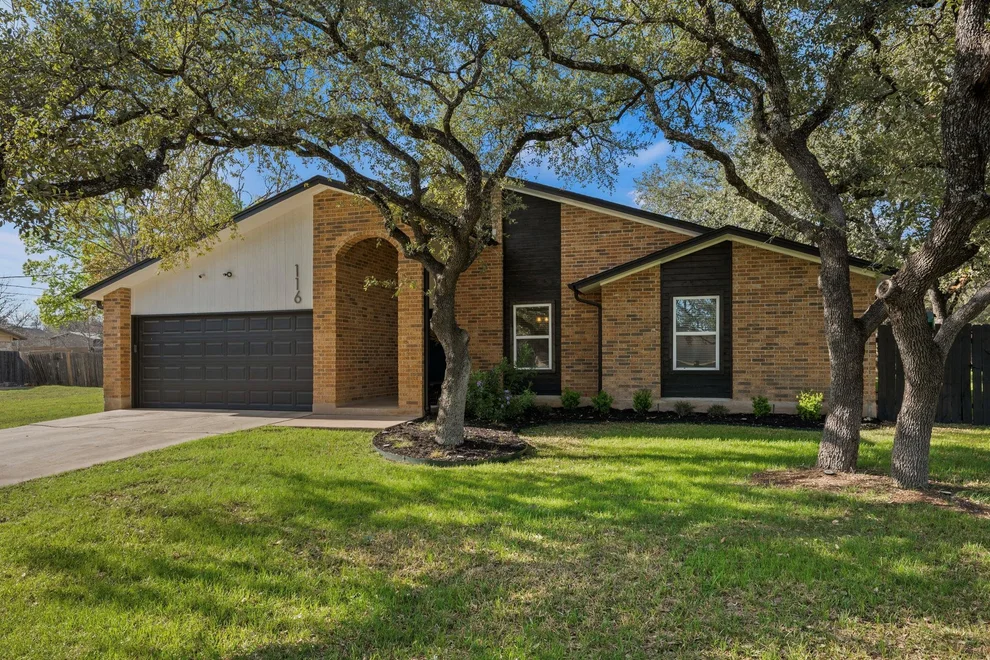 Unit for sale at 116 Southcross RD, Georgetown, TX 78628