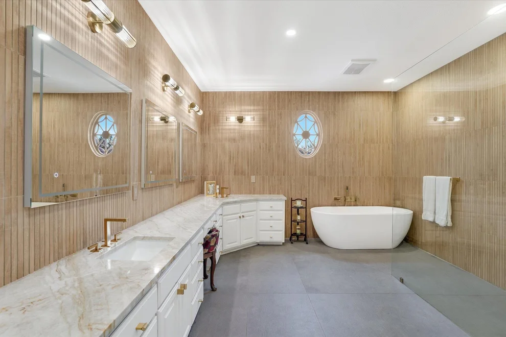 Unit for sale at 3705 Gilbert ST, Austin, TX 78703