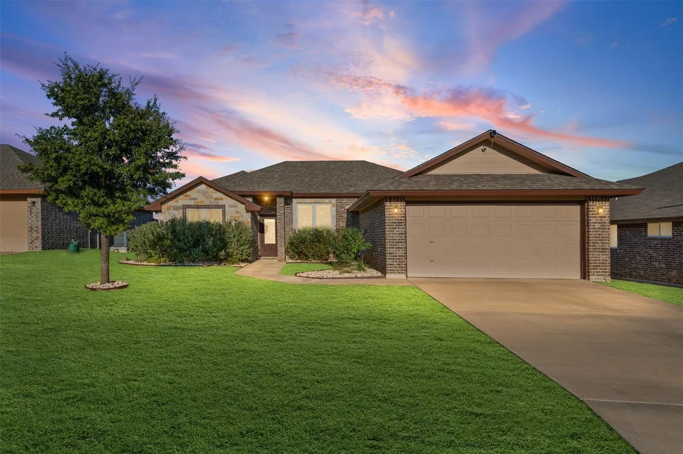 Unit for sale at 1905 Broken Shoe TRL, Temple, TX 76502