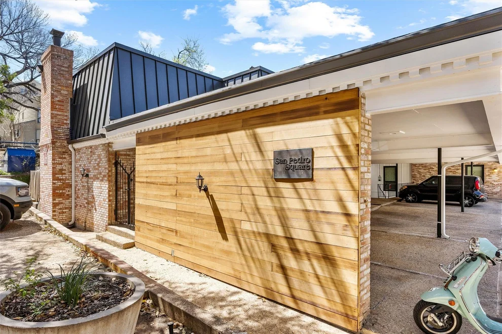 Unit for sale at 2704 San Pedro ST, Austin, TX 78705