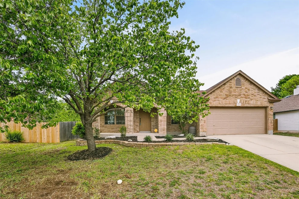 Unit for sale at 242 Wildwood DR, Georgetown, TX 78633