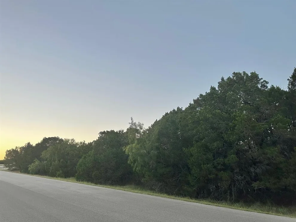 Unit for sale at 21402 Highland Lake DR, Lago Vista, TX 78645